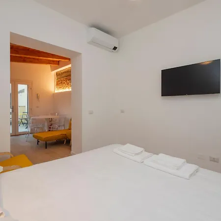 Luxury - Flumendosa 5 * Milan